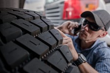 choosing-truck-tires-PRBDK3H.jpg